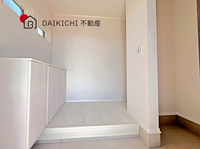 【居間・リビング】 | 行田市持田5丁目　新築戸建　全1棟　1号棟