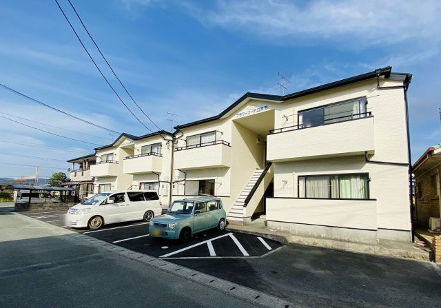 フラワーコーポ立岡の外観