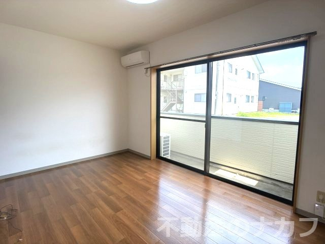 フラワーコーポ立岡の展望