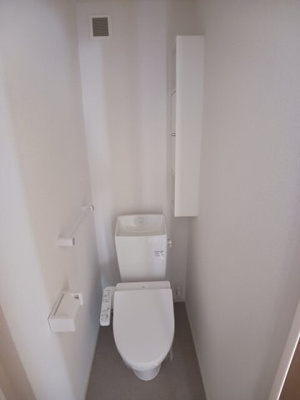 【トイレ】 | プリムローズ　ガーデンヴィラＢ | シンプルで使いやすいトイレです