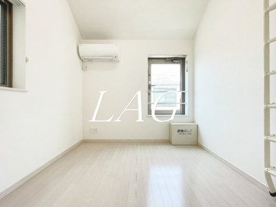 【居間・リビング】 | ノーザンロード扇大橋 | 洋室のお部屋です。