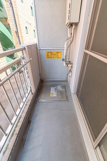 調布市布田２丁目の賃貸マンションのバルコニー