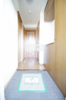 【玄関】 | ライブ・セトウルK | ゆったりとした玄関