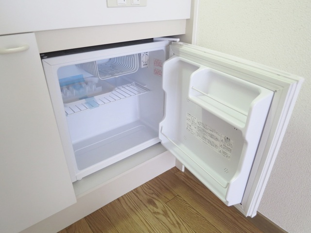 メゾン南の内装|嬉しいミニ冷蔵庫付き♪