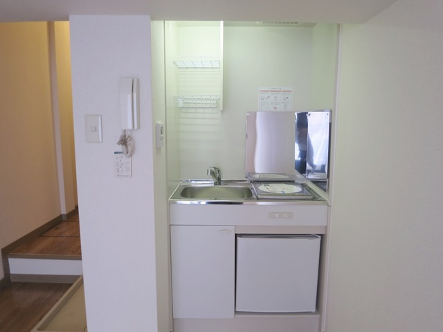 メゾン南のキッチン|単身者には使いやすい大きさのキッチンです♪