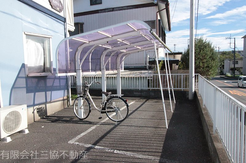 フレグランスBの外観|駐輪場付き
