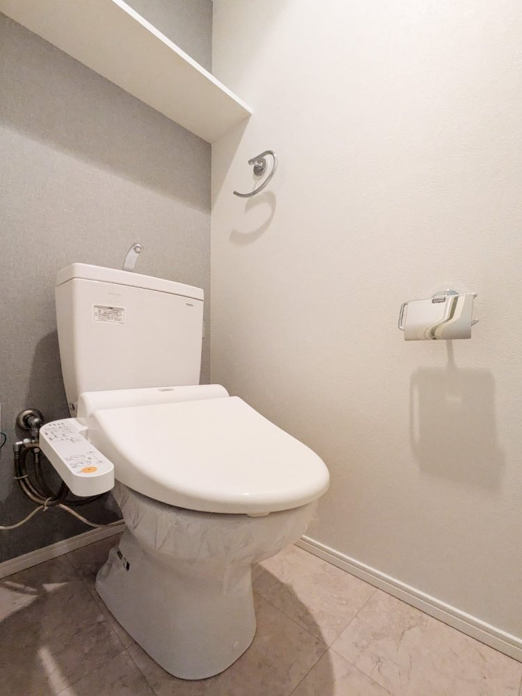新品家具付きマンション住吉3(KaGood福岡)のトイレ