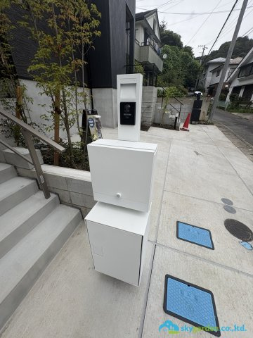 鎌倉市大町三丁目　新築戸建　全2邸1号棟のその他|宅配ボックス