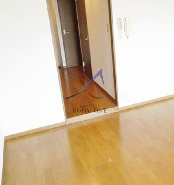 モノリス・ワンの内装