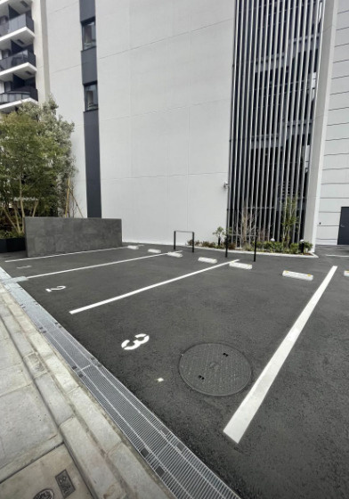 ザ・パークハビオ入谷の駐車場