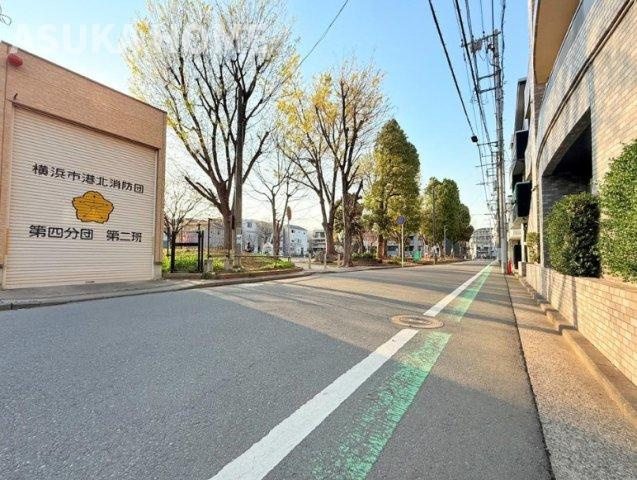綱島東公園パーク・ホームズの周辺|東急東横線綱島駅までほぼ平坦徒歩で行ける、年機能と自然がマッチした立地にあります。