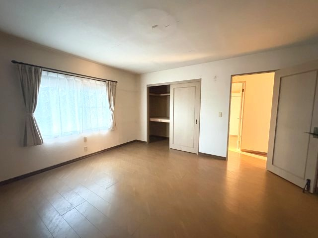 高野台南5丁目中古戸建の洋室