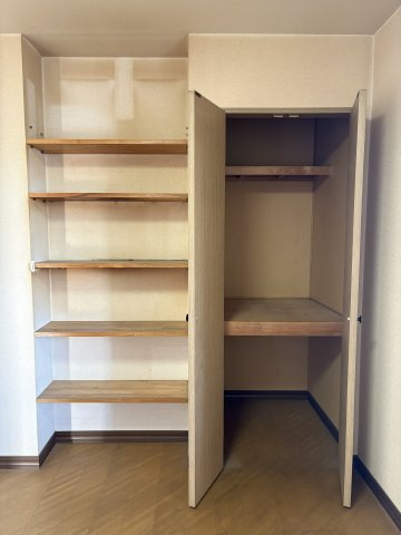 高野台南5丁目中古戸建の収納