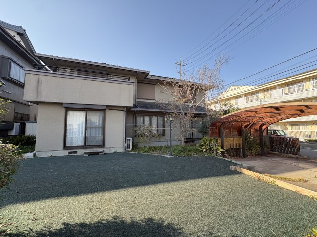 高野台南5丁目中古戸建の外観|庭