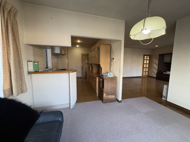 高野台南5丁目中古戸建の居間・リビング