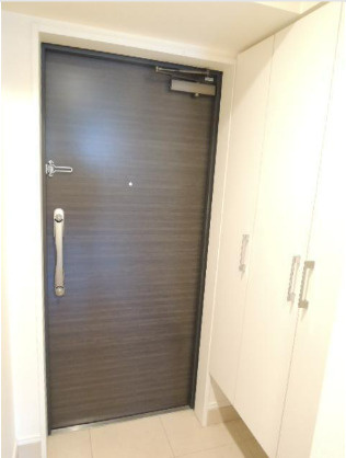 SYFORME　IRIYAの玄関
