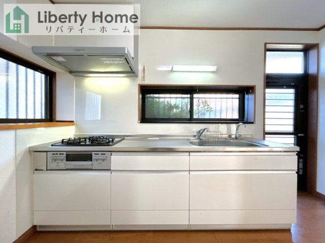 高萩市島名　中古戸建のキッチン