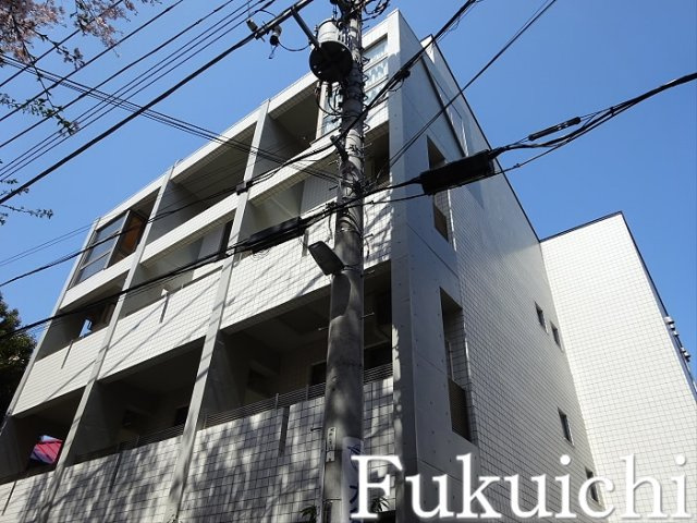 フォーフロントの外観