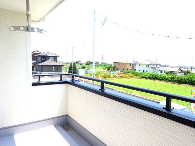 第3榛東村新井　新築戸建　1号棟のバルコニー|洗濯物が沢山干せて便利なバルコニー付き♪