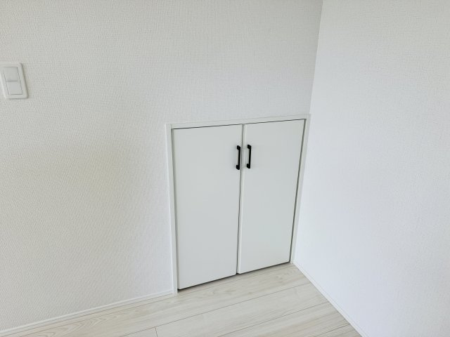 八王子市　川口町　新築一戸建て　２４ー６期の収納|～階段下収納　掃除グッズ、災害時グッズ、備品ストックなどに大活躍～