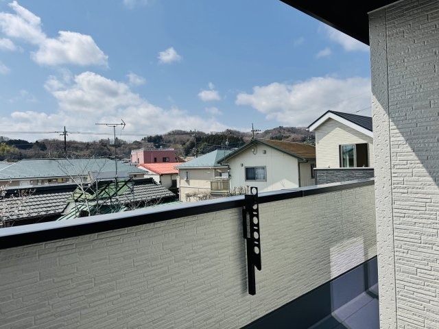 八王子市　川口町　新築一戸建て　２４ー６期のバルコニー|～陽当たりの良い南向きのバルコニー～