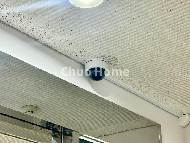 レジェンド松が谷の防犯設備|【防犯カメラ】何かあった時の大事な証拠になることももちろんなりますが、防犯というくらいですので大事なのは防犯カメラがあることによって抑止力につながることですよね。