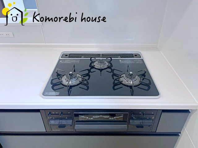 大宮南中丸　新築一戸建て　グリーンガーデン　Aのキッチン|26.4.6撮影済み