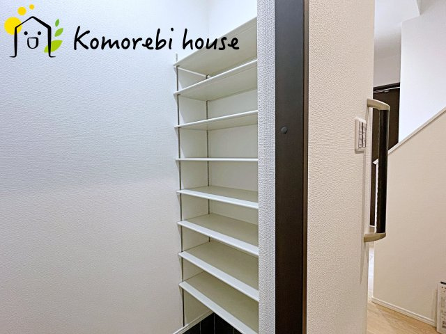 大宮南中丸　新築一戸建て　グリーンガーデン　Aの収納|26.4.6撮影済み