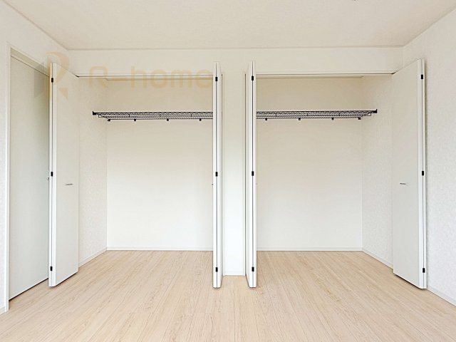 常総市水海道諏訪町第3　新築戸建て　4号棟の収納|2階は全居室収納スペースを設置！充分な容量で居住空間もスッキリ♪