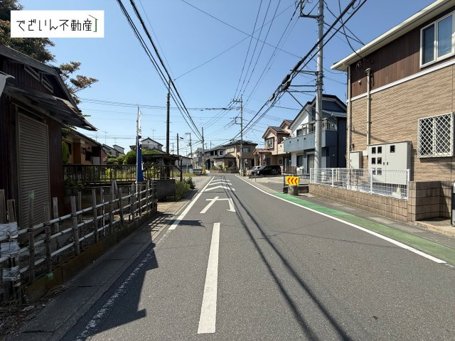 【前面道路含む現地写真】 | 加須市礼羽　中古住宅   | 現地(2026年月5撮影)