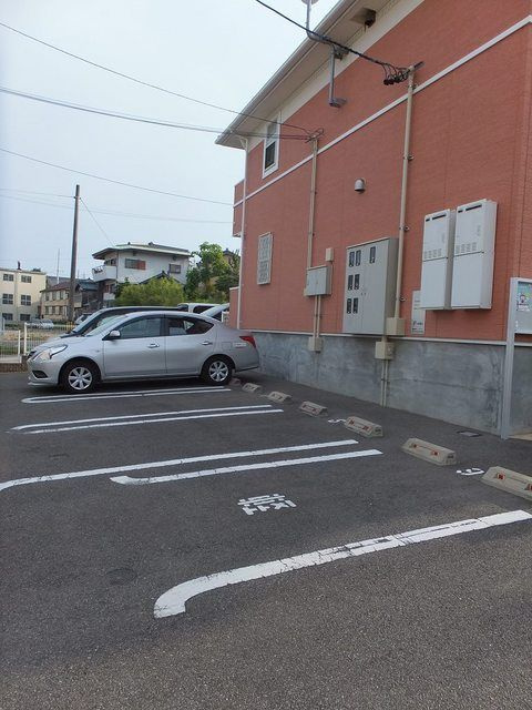 ラフレシール・Ｏ　　刈谷市近郊の賃貸ならクラスホーム刈谷店の駐車場
