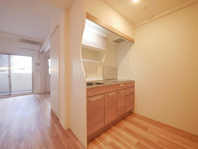 セレニテ西中島アリア弐番館のキッチン