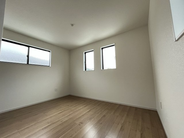【子供部屋】 | 福岡市早良区次郎丸4丁目2期　1号棟（全3棟）【仲介手数料無料・0円】 | 施工例。施工例は完成時と異なる場合があります。