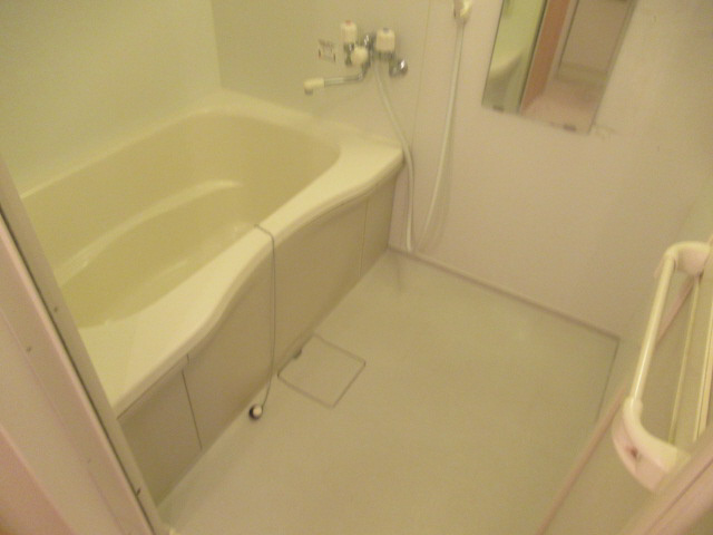 アゼリア宮上　Ｃ棟の浴室