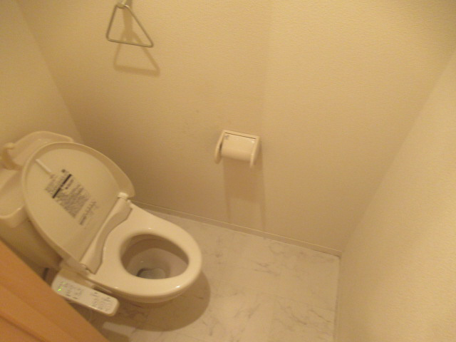 アゼリア宮上　Ｃ棟のトイレ