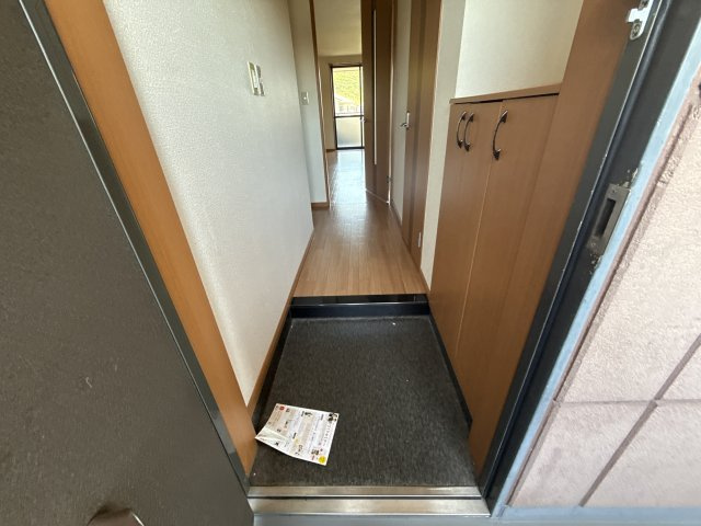 ウィンズパレス雅の玄関