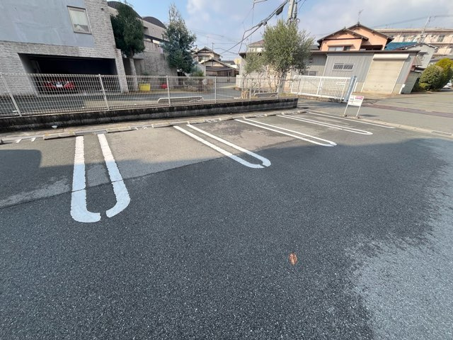 グレイスフル・Ｋの駐車場
