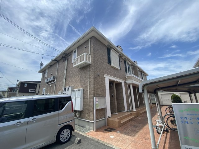 ラフレシールあぼしＢの外観