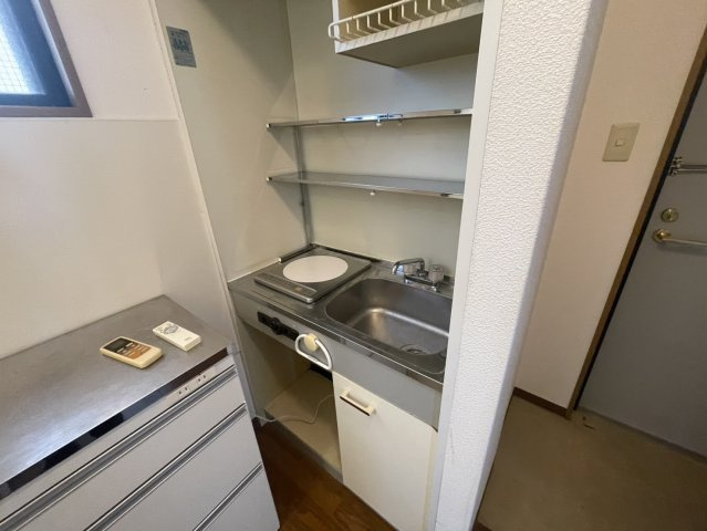 ツーバイホームビル3Fのキッチン