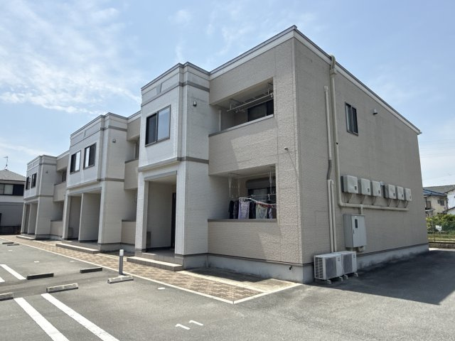 パストラル津倉の外観