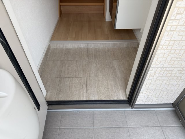 パストラル津倉の玄関