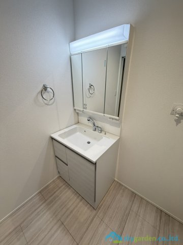 秦野市渋沢6期　新築戸建　全5棟2号棟の独立洗面台