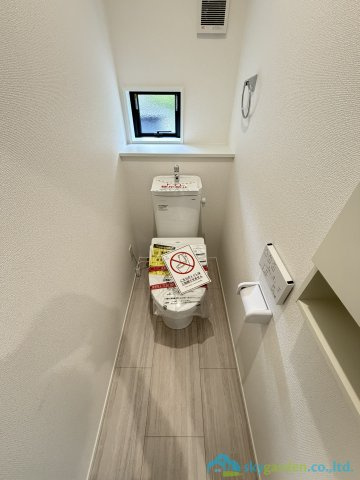 秦野市渋沢6期　新築戸建　全5棟2号棟のトイレ