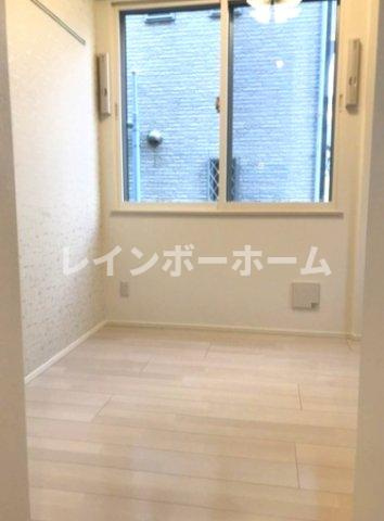 栄の居間・リビング