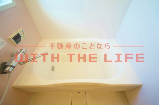 プレフェランス長門石の浴室|お風呂です