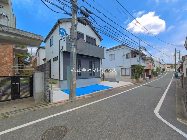 練馬区大泉学園町8丁目　土地42坪超　長期優良住宅　全2棟の前面道路含む現地写真