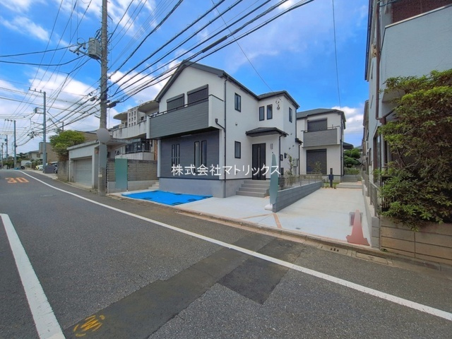 練馬区大泉学園町8丁目　土地42坪超　長期優良住宅　全2棟の前面道路含む現地写真