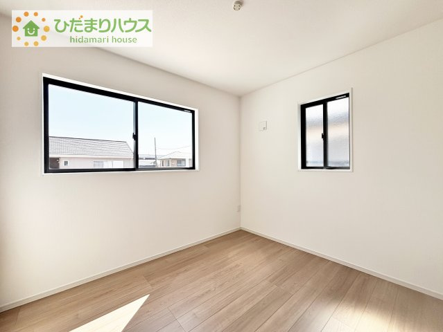 【洋室】 | 取手市本郷2期　新築戸建　1号棟 | 木の温もりがやさしいフローリング♪