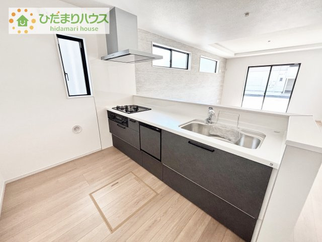 【キッチン】 | 取手市本郷2期　新築戸建　1号棟 | 家族と会話しながら料理できるオープンカウンター♪