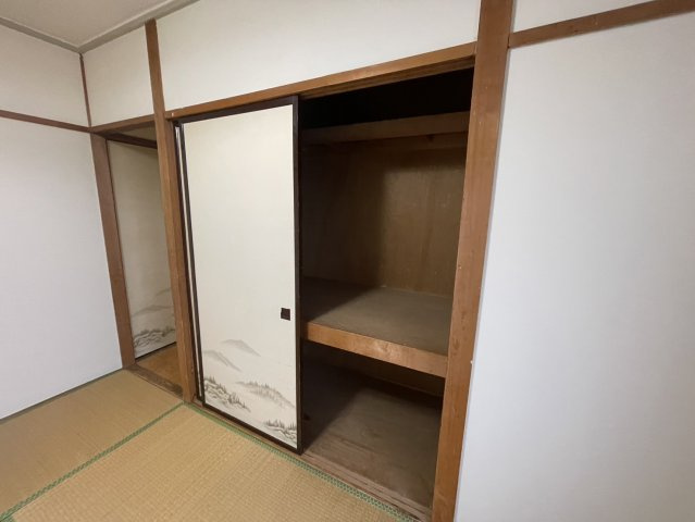春採ハイツの収納